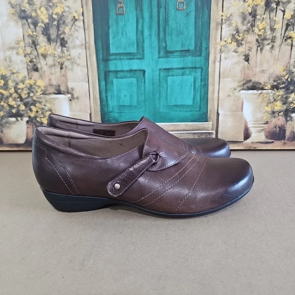 Dansko‎ Franny Loafers Womens Sz 10 Brown Leather Slip On Shoes Comfort Button